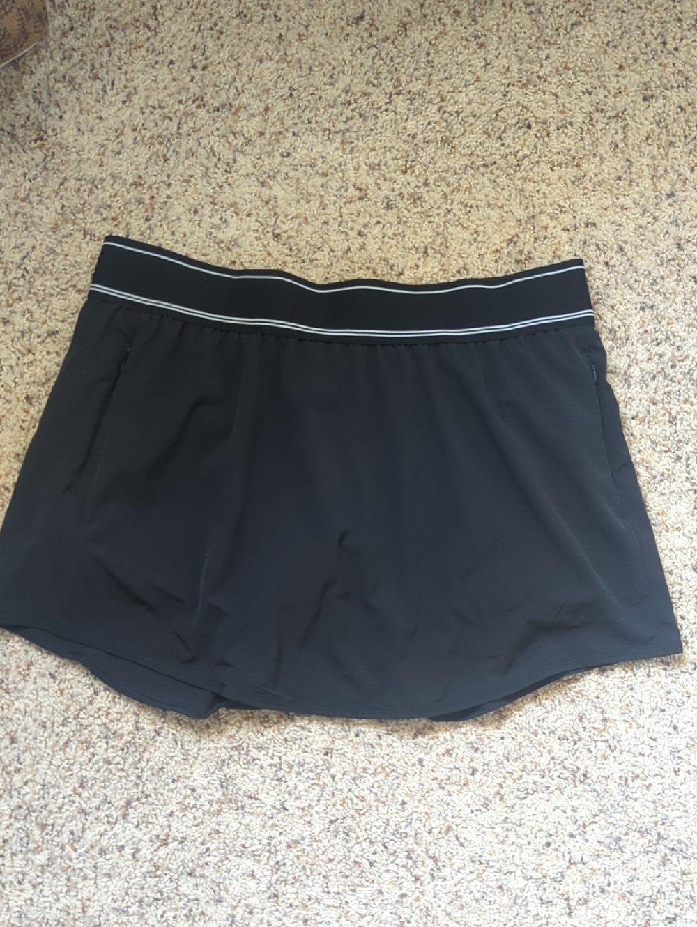 Avia Curved Hem Black Athletic Skort L 12/14